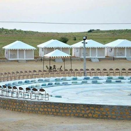 Desert Dream Royal Camp & Pool Jaisalmer Bagian luar foto