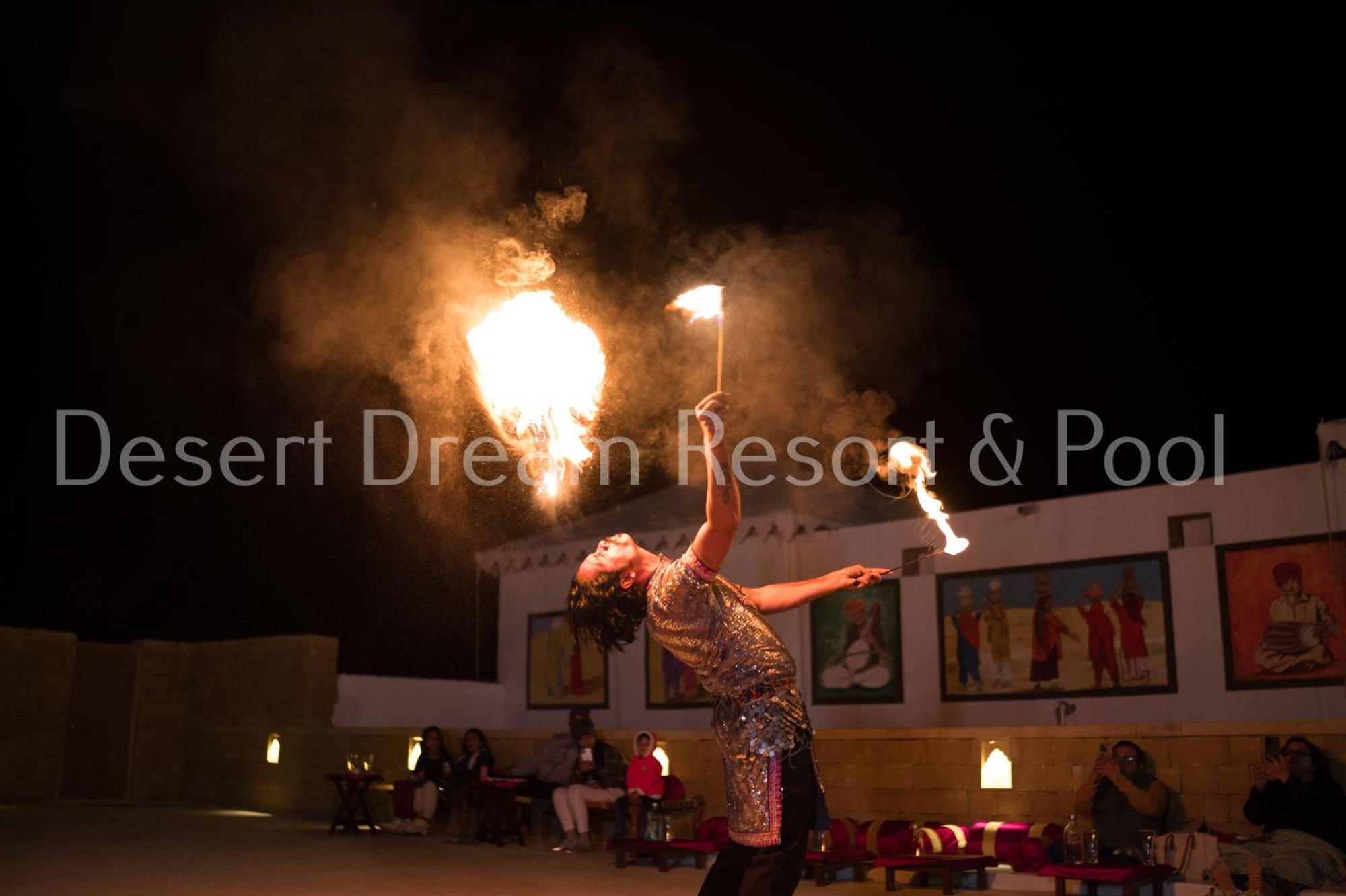 Desert Dream Royal Camp & Pool Jaisalmer Bagian luar foto